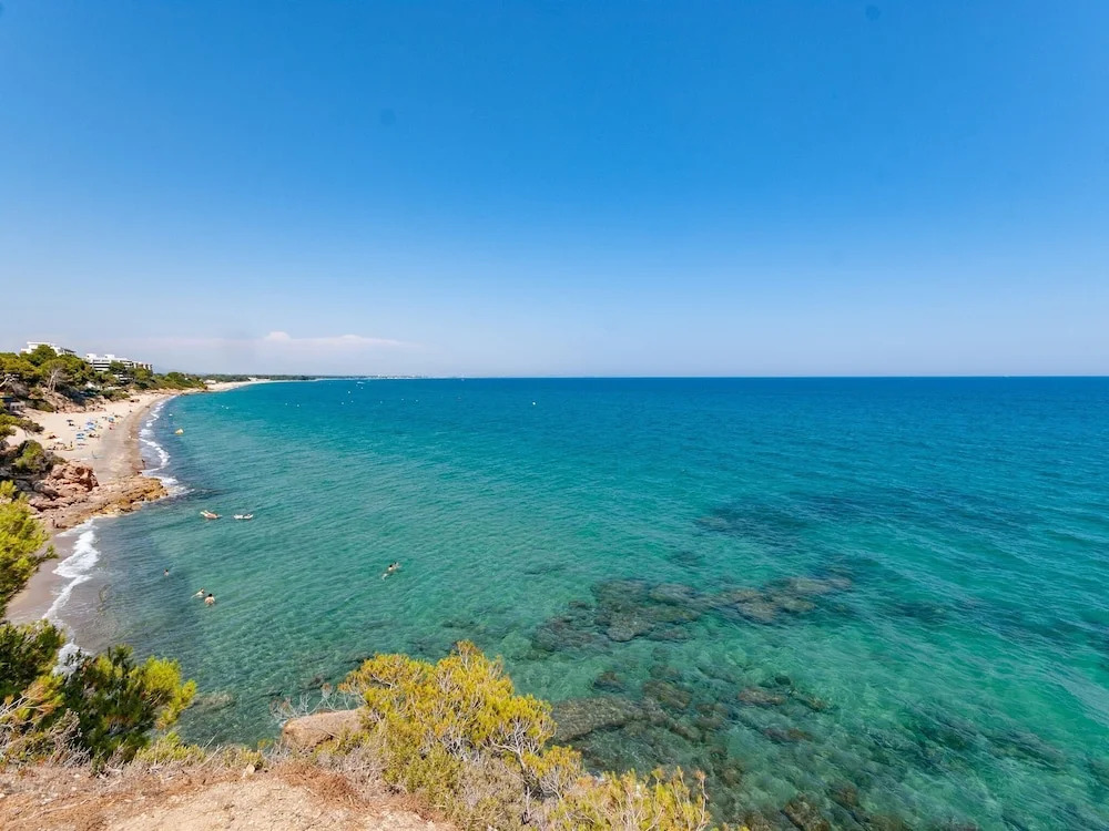 Fabulous Holiday Home in Miami Platja With Sea Views