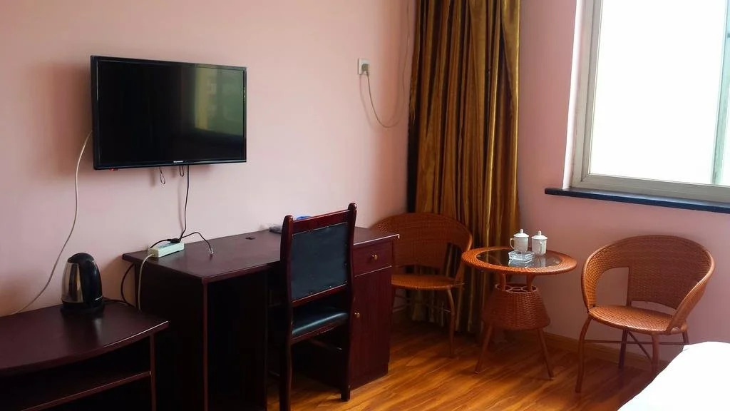 Millennium Express Hotel (Shandong Aviation College)