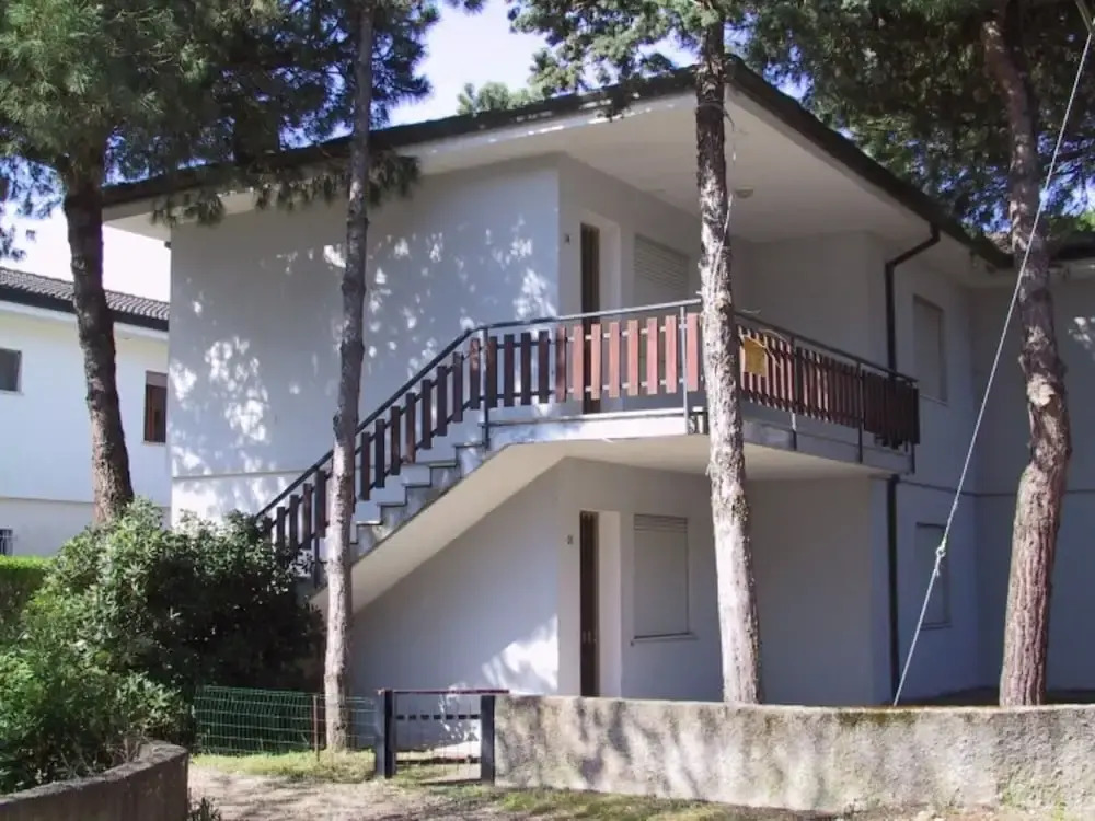 Charming Apartment With AC, Garden and Parking