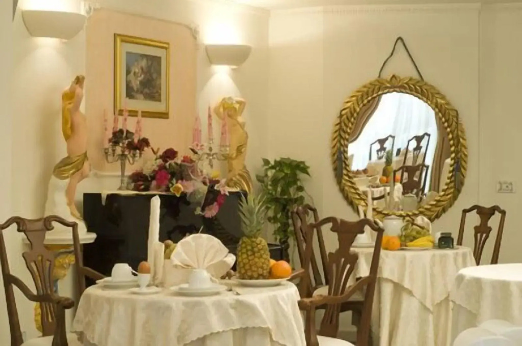 Hotel Alba