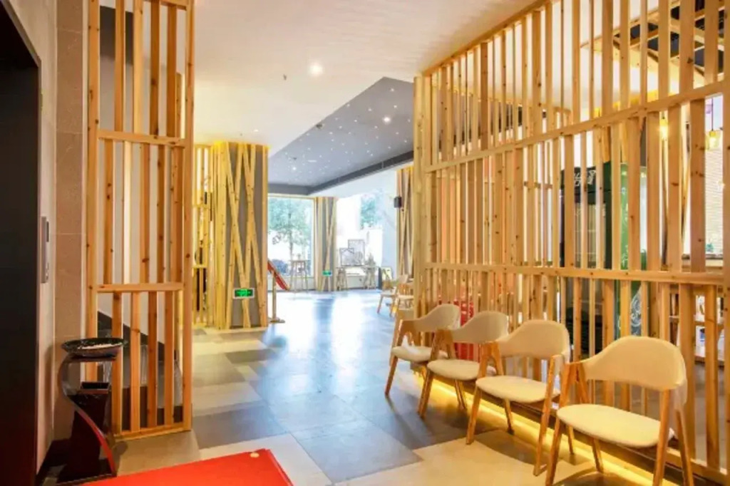 Ausotel Smart Hotel NingYuan （Ningyuan Bus Station Center)