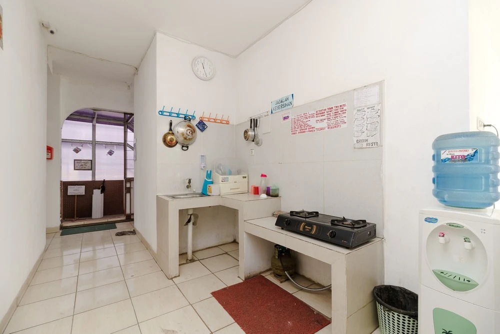 RedDoorz Near Jalan MP Mangkunegara Palembang