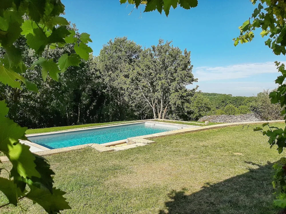 Cosy Holiday Home in Archignac With Private Pool