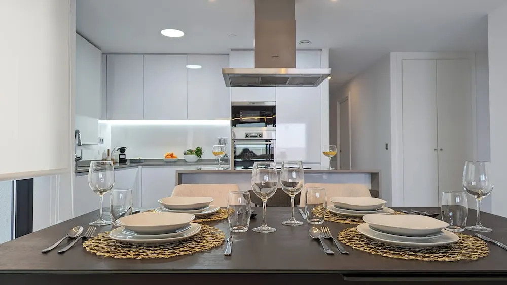 Sunset Cliffs Apartments Tower 2