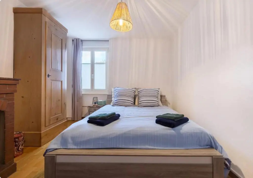 Colmar Appt familial à 3 min du centre - parking gratuit - Une chambre et 5 pers