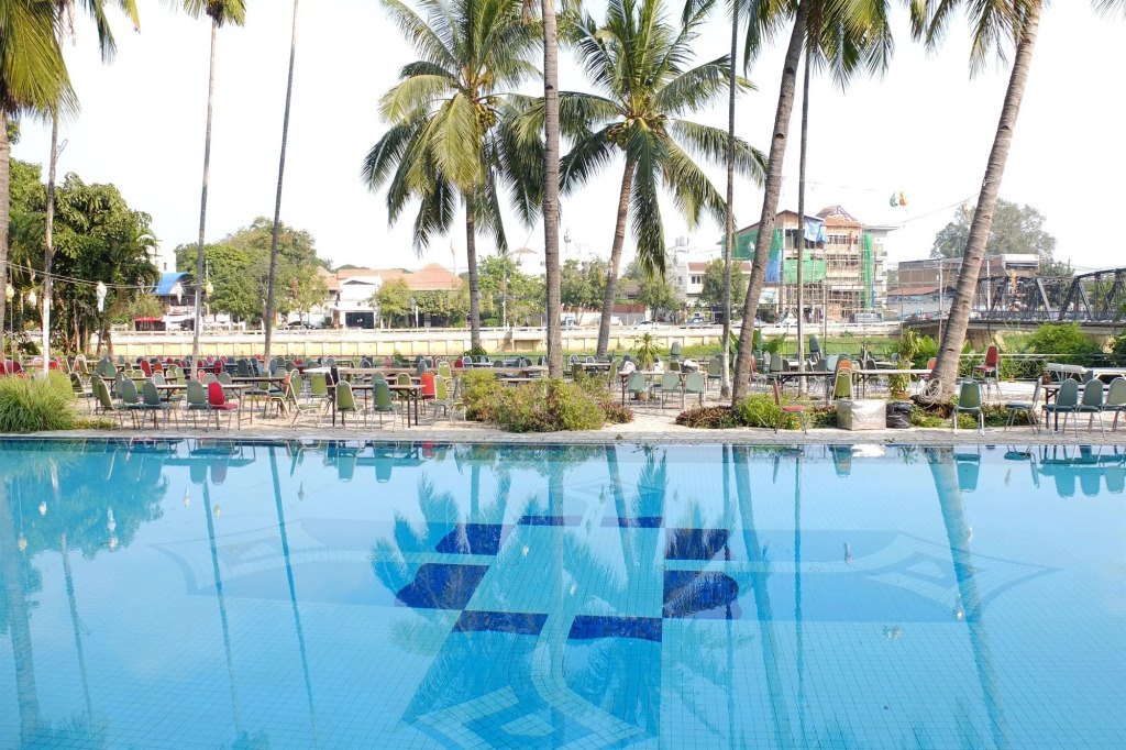 Diamond River Ping Petch-Ngam Hotel