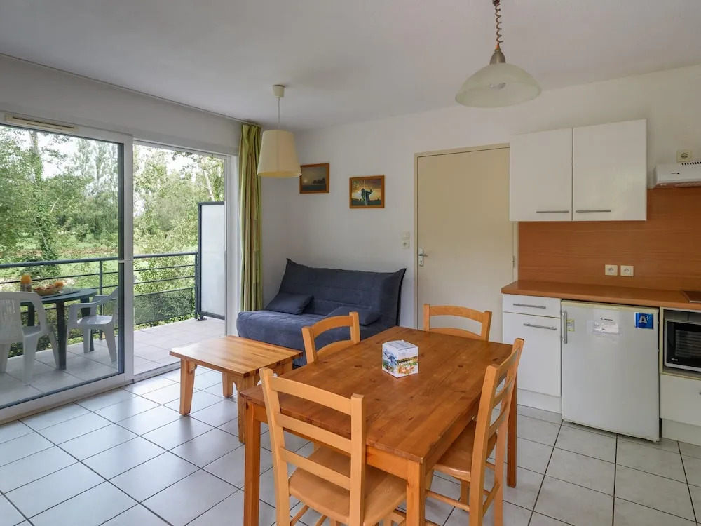 Countryside Stay Near Albi Vineyard