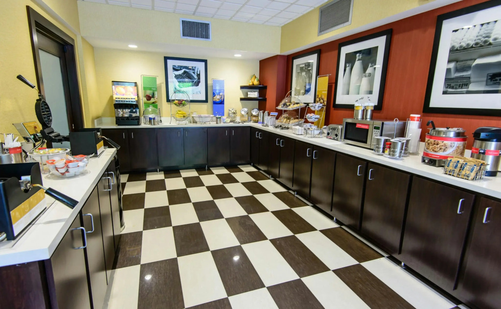 Hampton Inn Houston-Pearland, TX