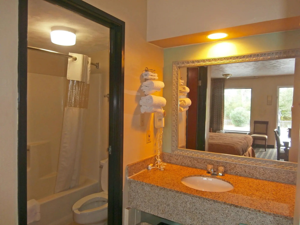 Americas Best Value Inn - Augusta / South