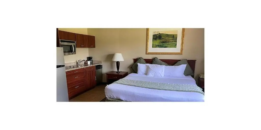 Candlewood Suites Wichita Northwest by IHG