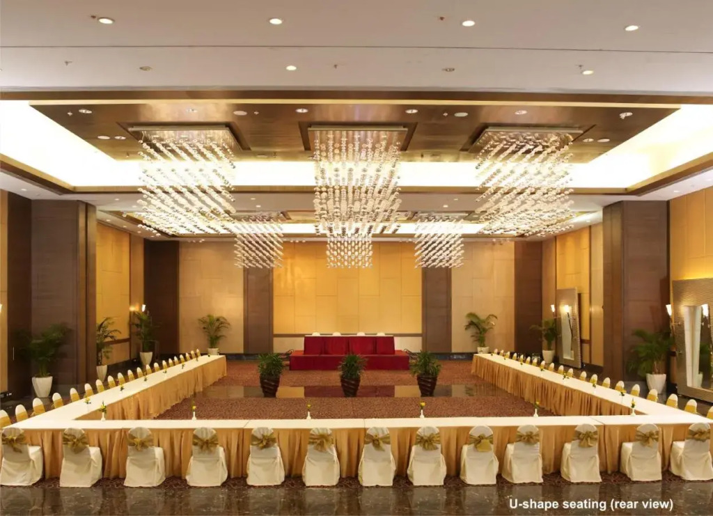 The Retreat Hotel & Convention Centre