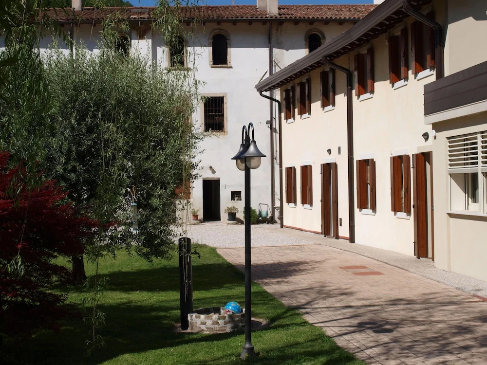 Achillea B&B