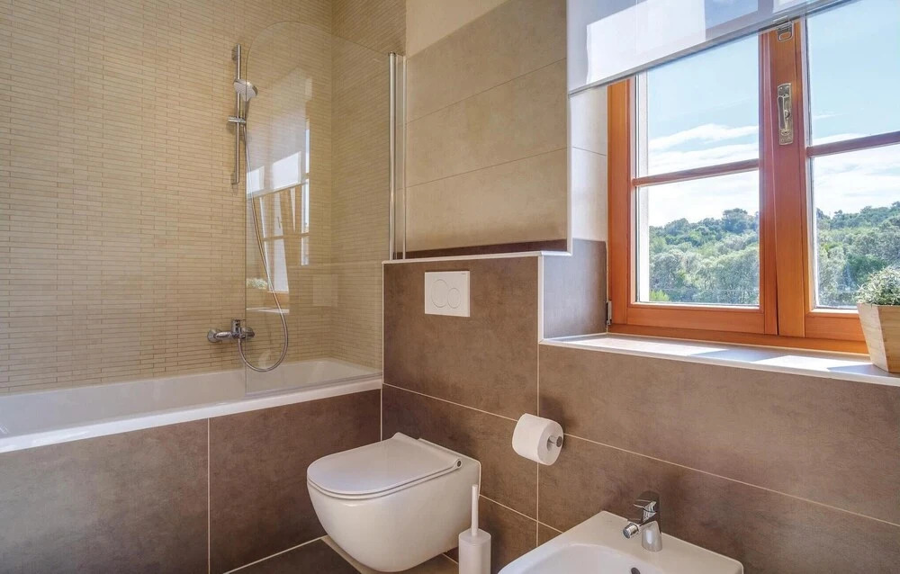 Stunning Home in Sveti Jakov With Sauna, Wifi and 3 Bedrooms
