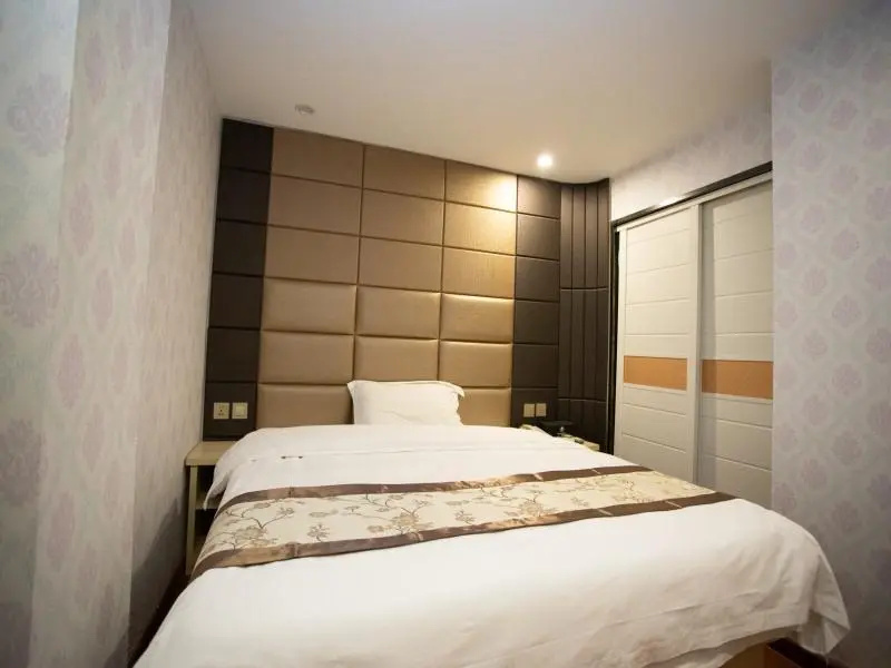 GreenTree Inn QuanZhou BaoZhou Road Wanda Express