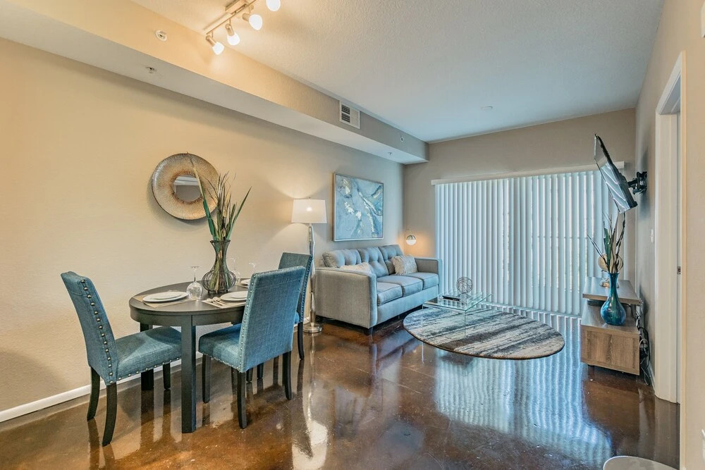Channelside Apartment BC-320