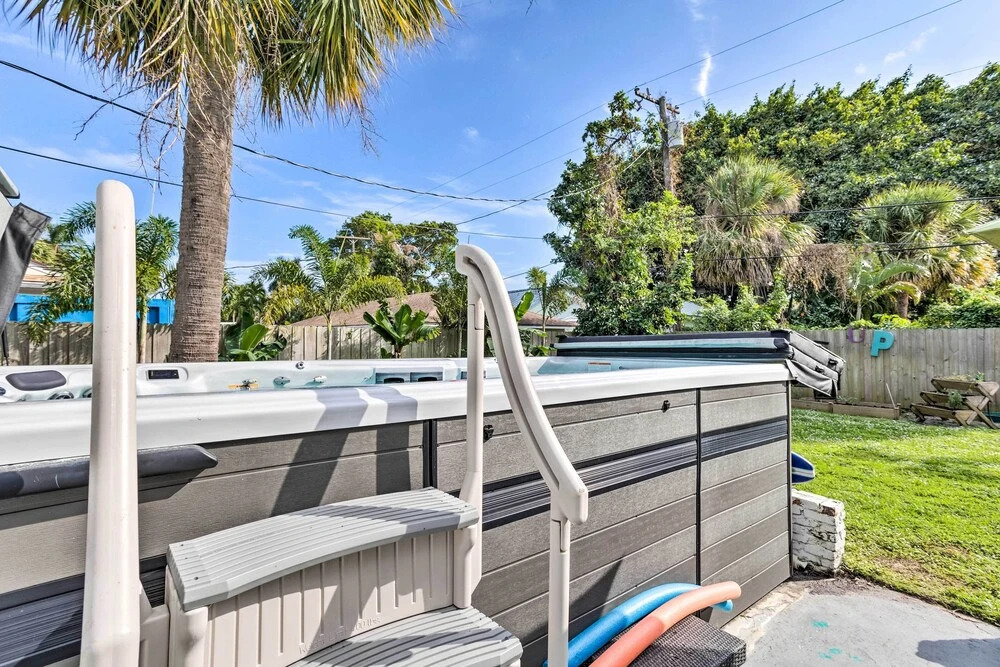Cozy West Palm Beach Studio - 1/2 Mi to Ocean