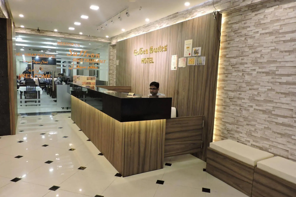 Golden Suites Hotel
