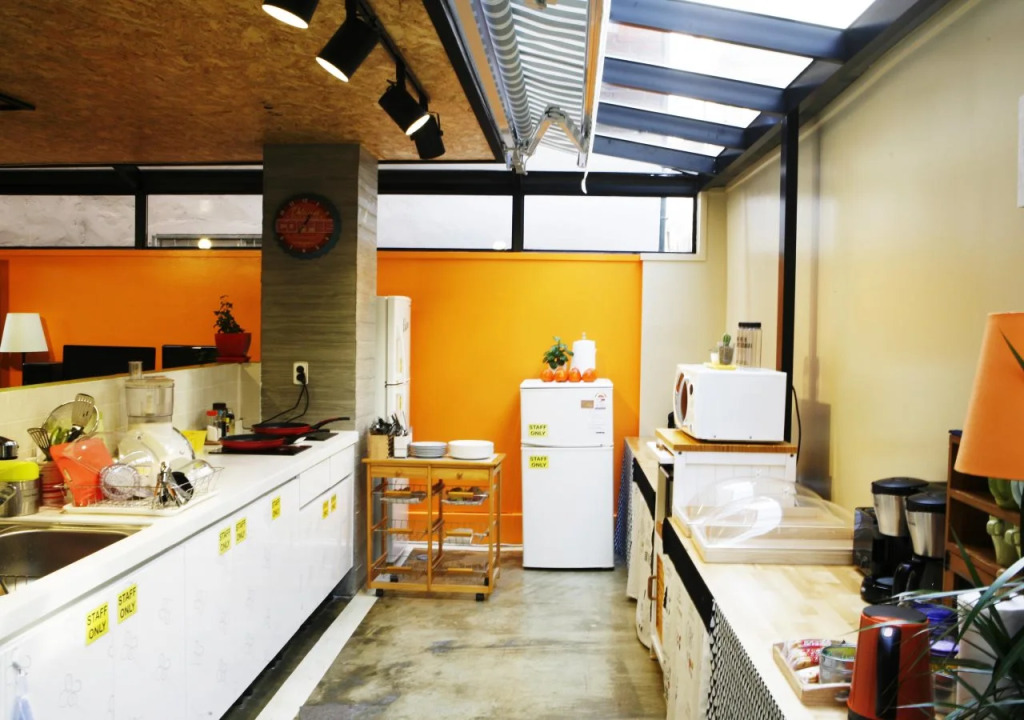 Lee & No Guesthouse
