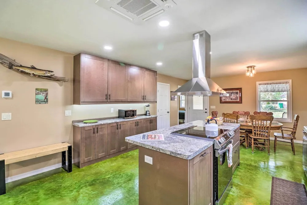 Brand New Cotter Home, Walk to Trout Fishing