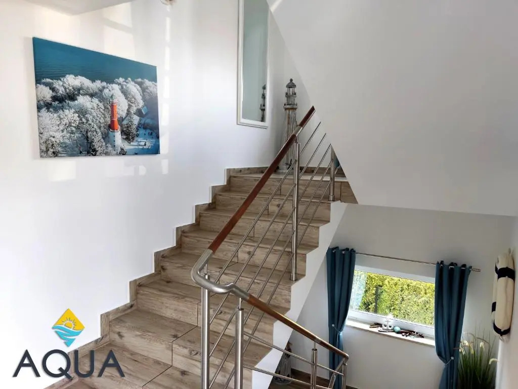 Willa Aqua
