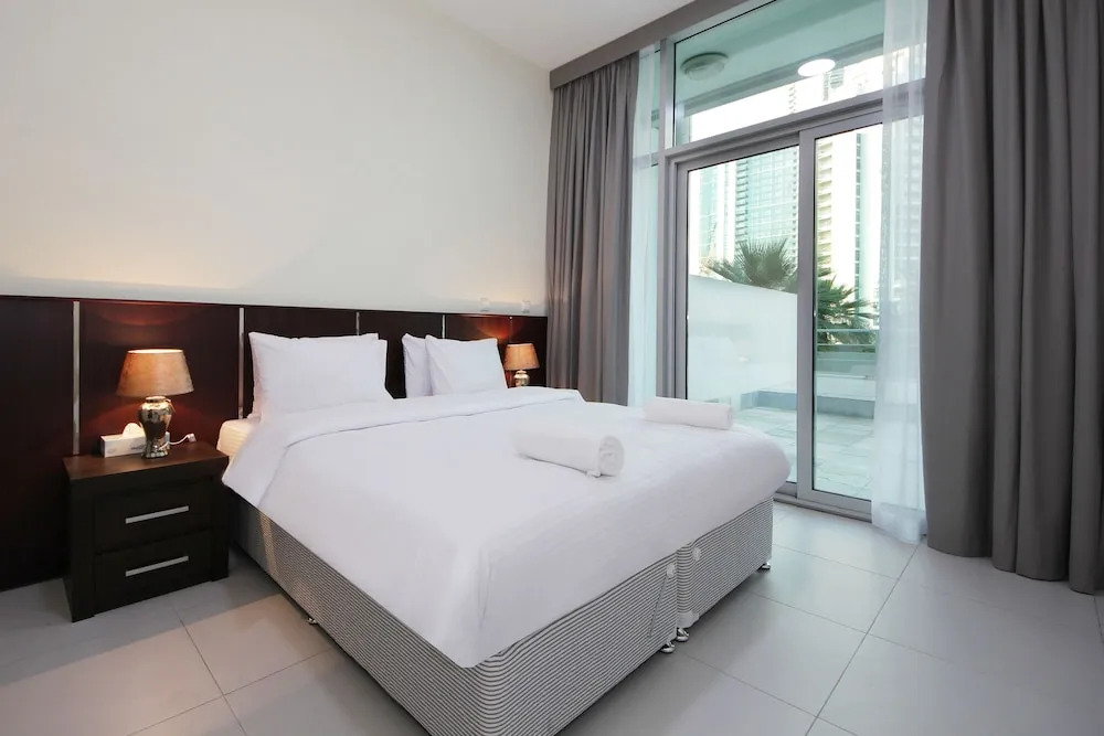 Town House In Dubai Marina Walk