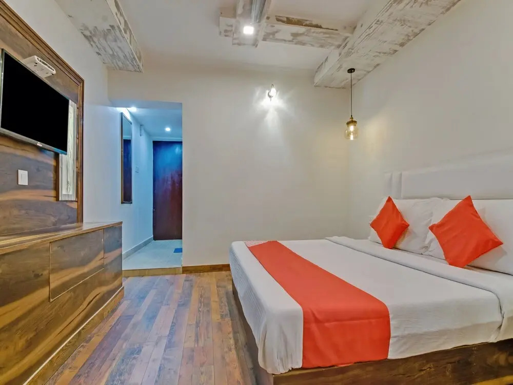 OYO 4249 Hotel Ark