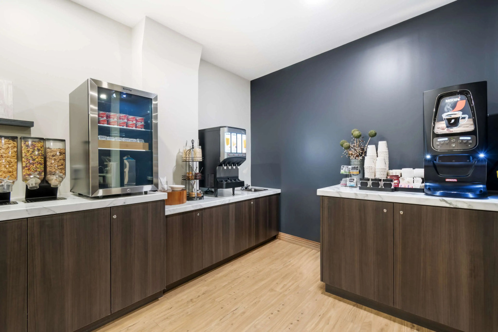 Villa Inn & Suites - SureStay Collection by Best Western