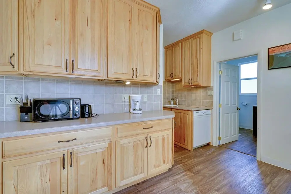 Central Duplex w/ Patio ~ Half-mi to Fairmont Park