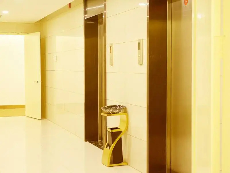 GreenTree Inn Wuxi Huishan District Yangshan Town Jiayang Life Plaza Business Hotel