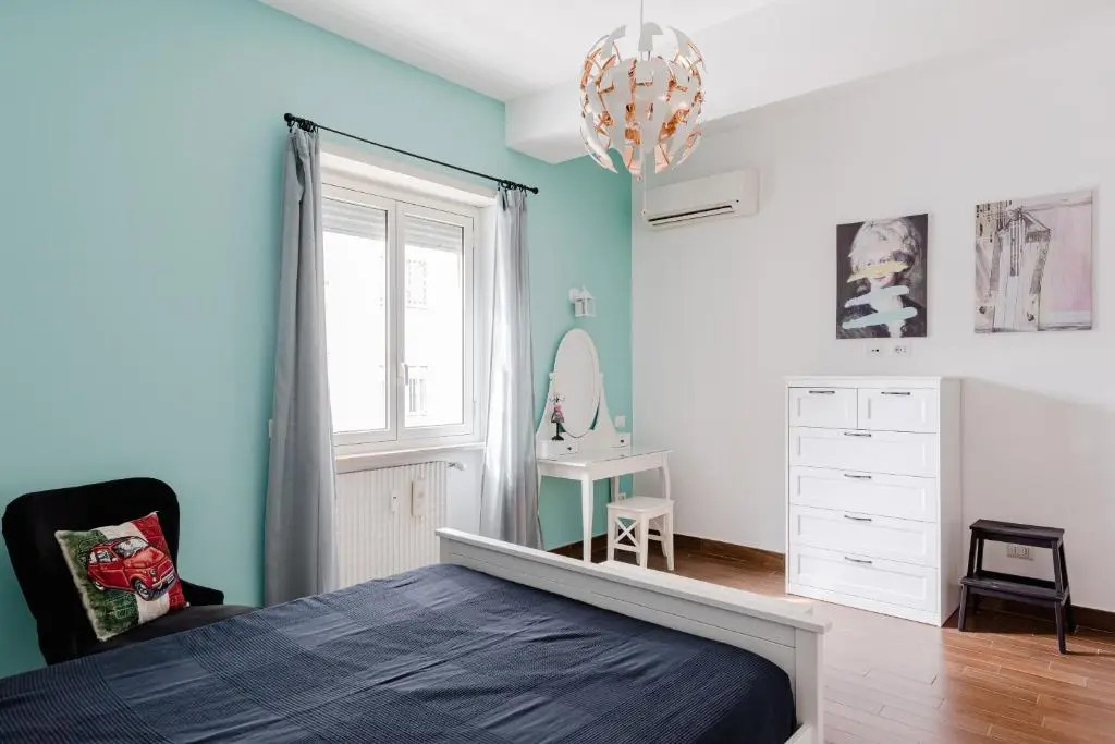 Scarfoglio Apartment, 4 persone, 2 camere, balcone, Wi-Fi, Stazione Tiburtina