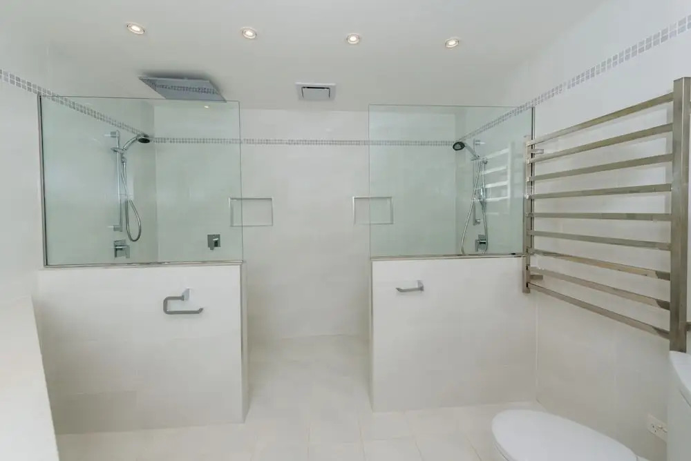 Waterfront Wonderland 41 Foreshore Dr stunning house with a lift linen Wi Fi and ducted air conditioning