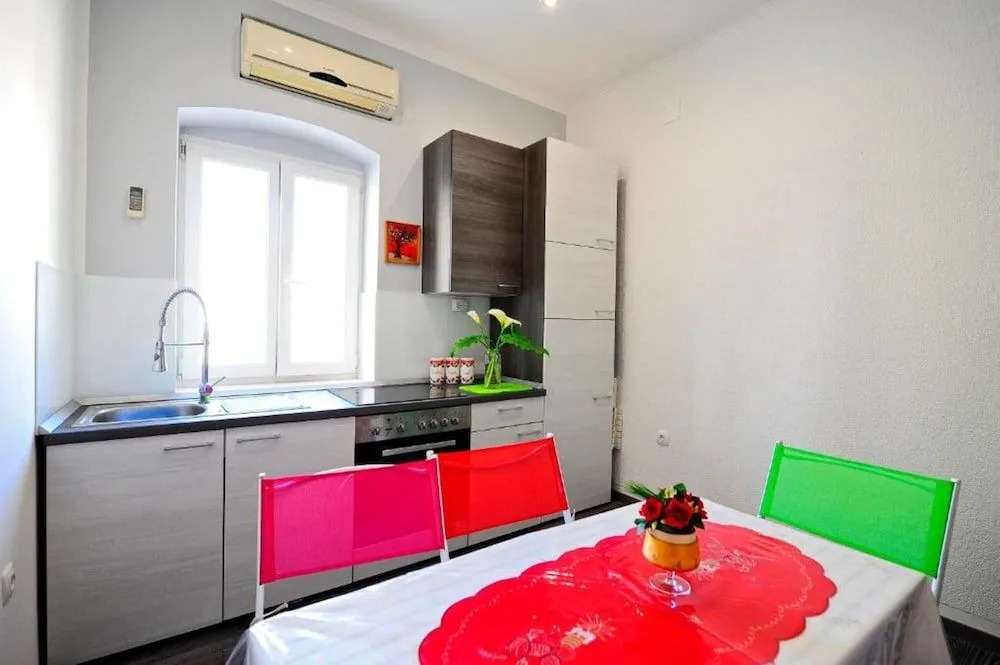 Apartments Bulovic