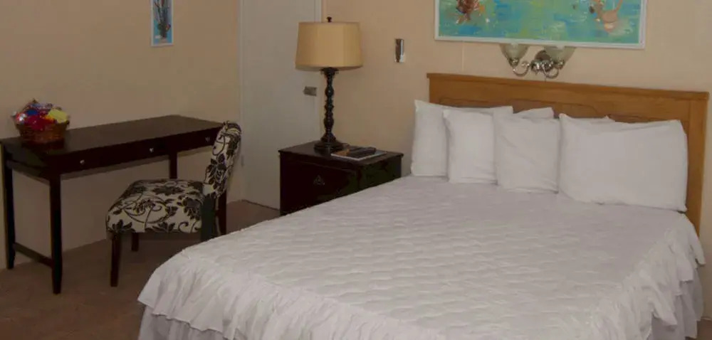 Fischers Cove Beach Hotel