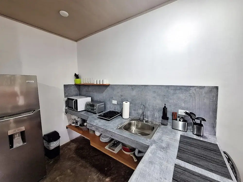 Nomad Living CR