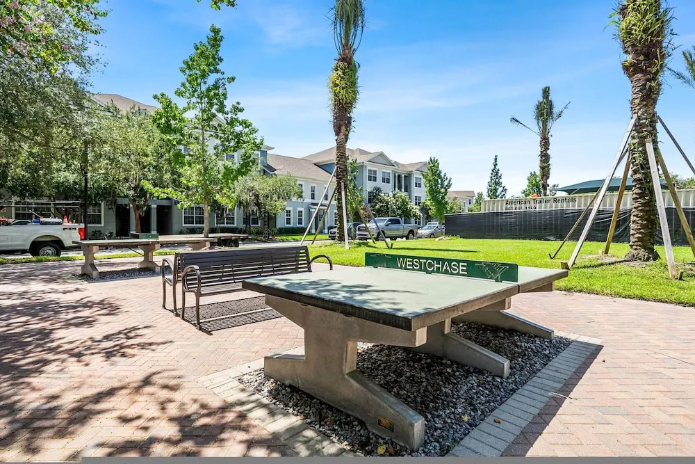 Modern 2BR 2BA Pool Gym Near Airport 8