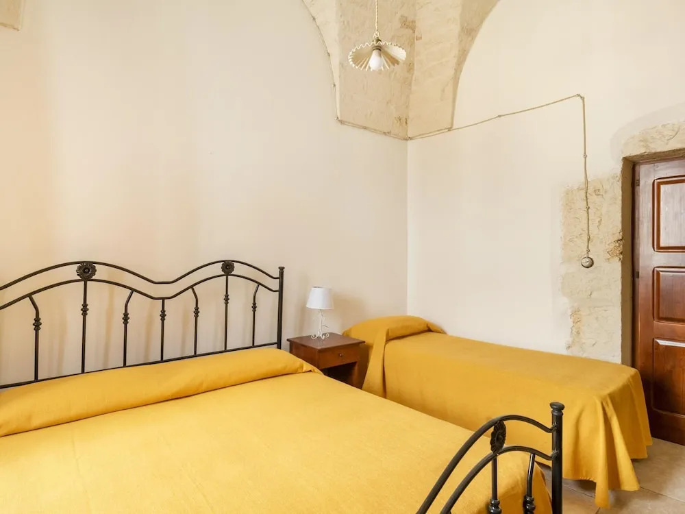 Quaint Holiday Home in Ostuni Near the Centre