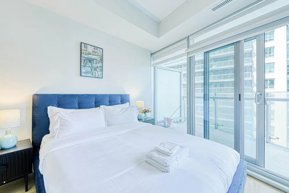York Street Suites Toronto