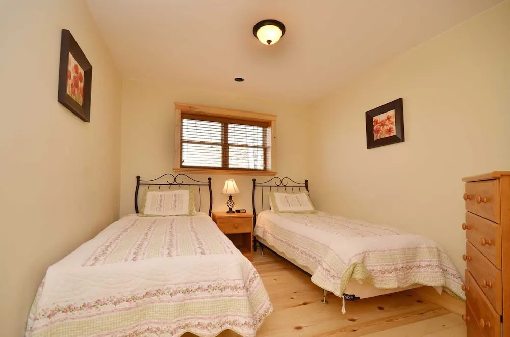 Chalet Deer Lodge