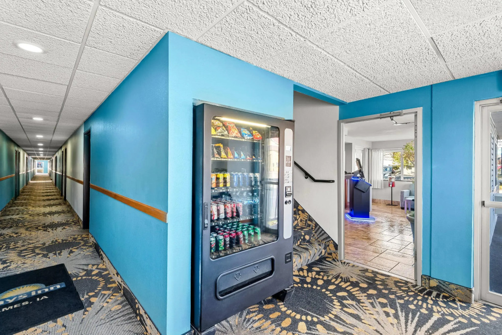 Days Inn by Wyndham Ames