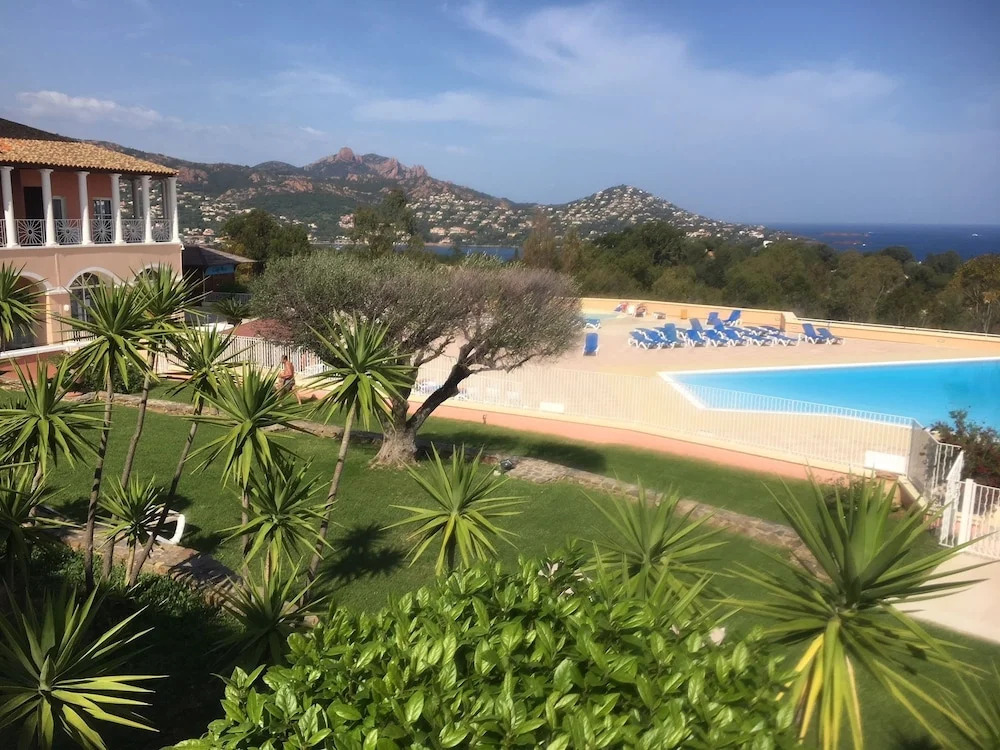 Residence Le Hameau Cap Esterel - maeva Home