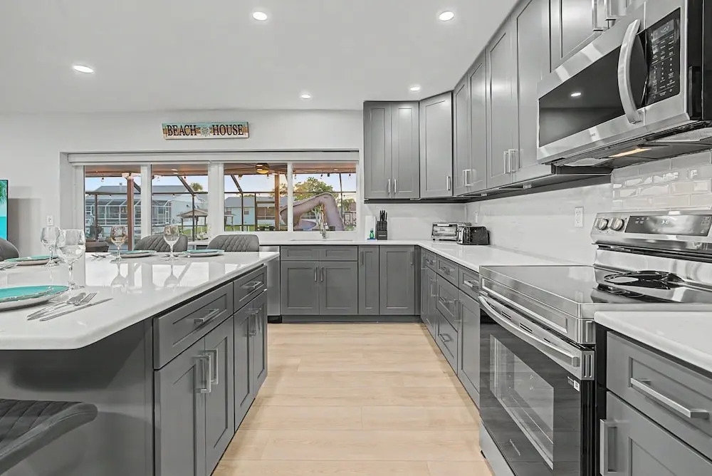 Dolphin Whispers - 1018 Silver Palm Way 3 Bedroom Home