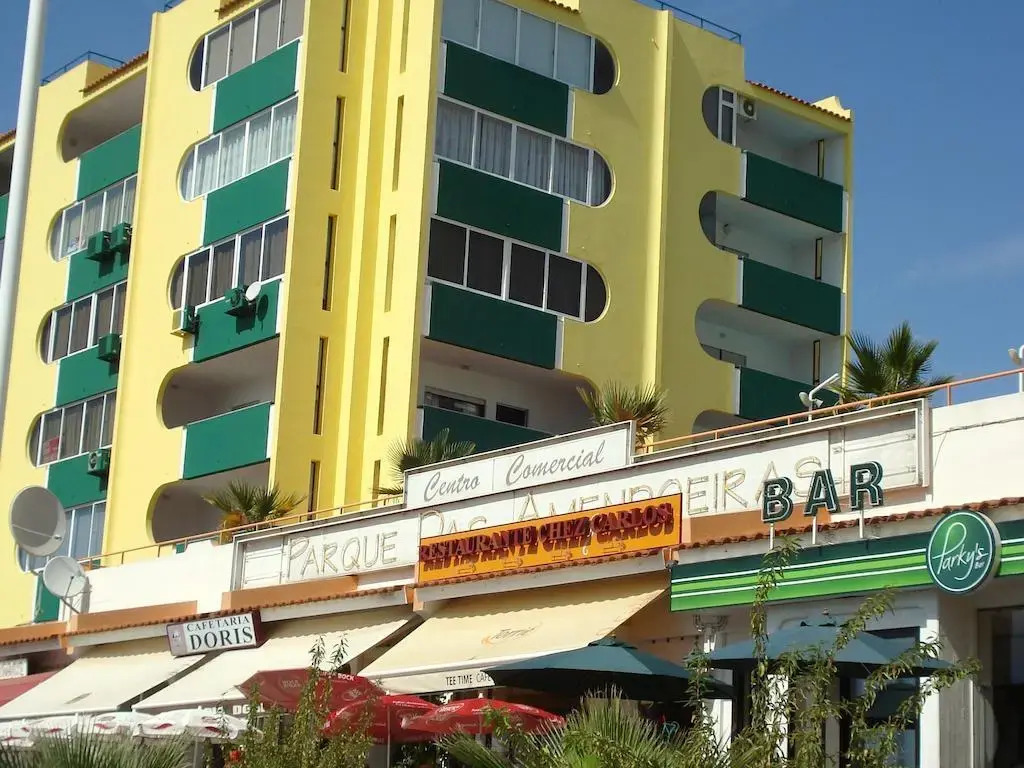 Parque das Amendoeiras