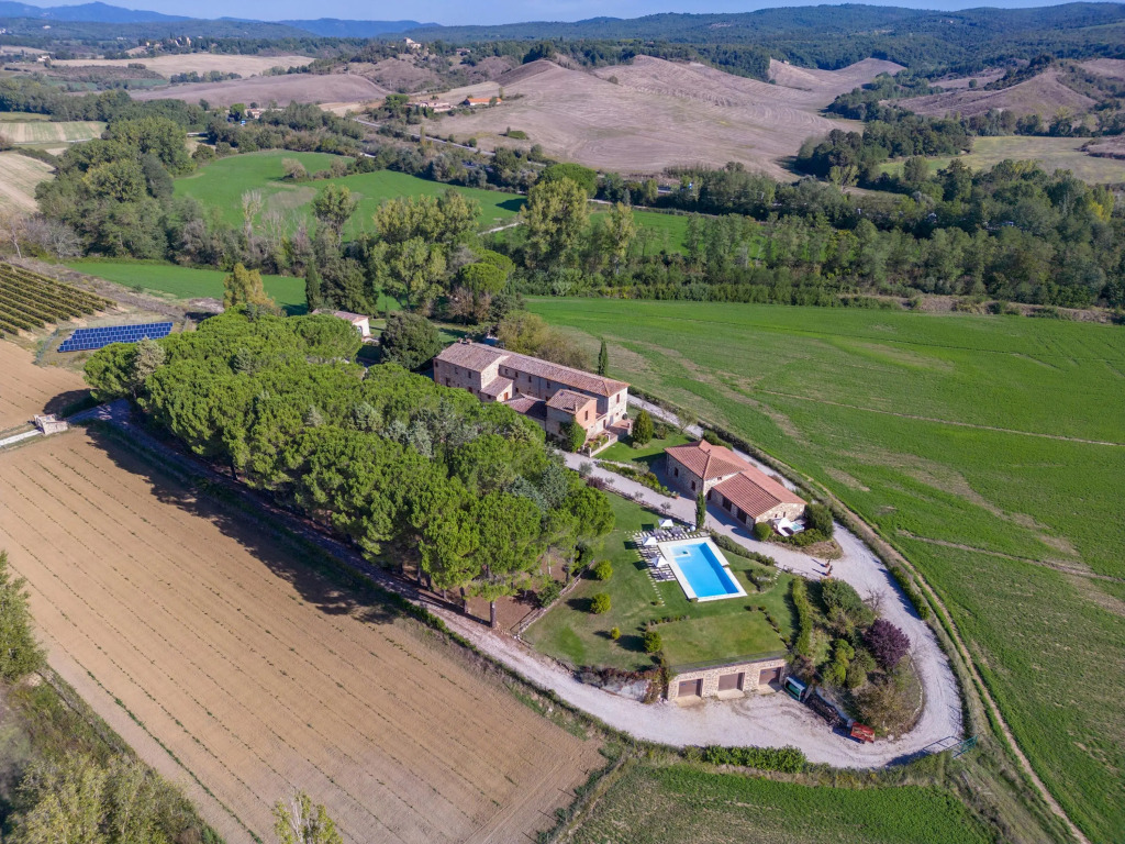 PODERE BELLARIA 18&2, Emma Villas