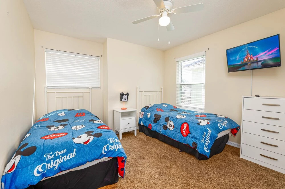 207lw 4 Bedroom Villa by Redawning