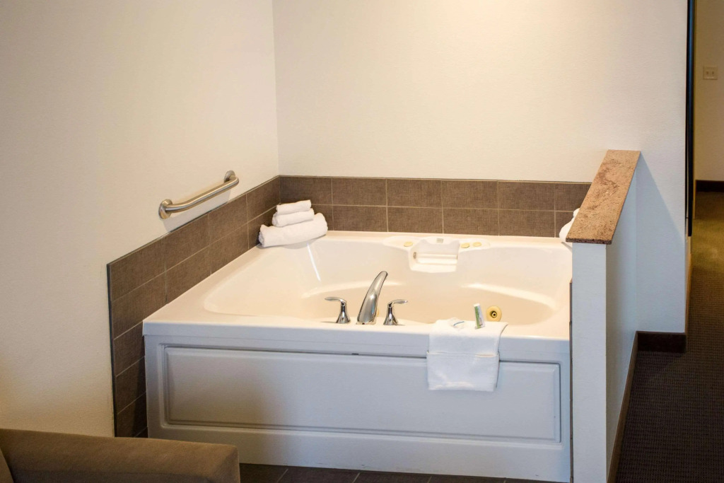 Sleep Inn & Suites Conference Center Eau Claire North