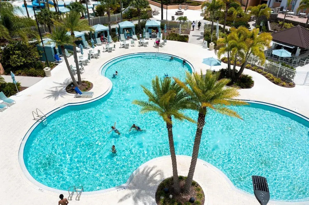 Chic 6 Bedroom Solara Home Pool and Themed Rooms