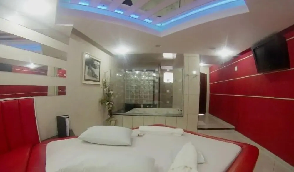 Flamboyant Hotel