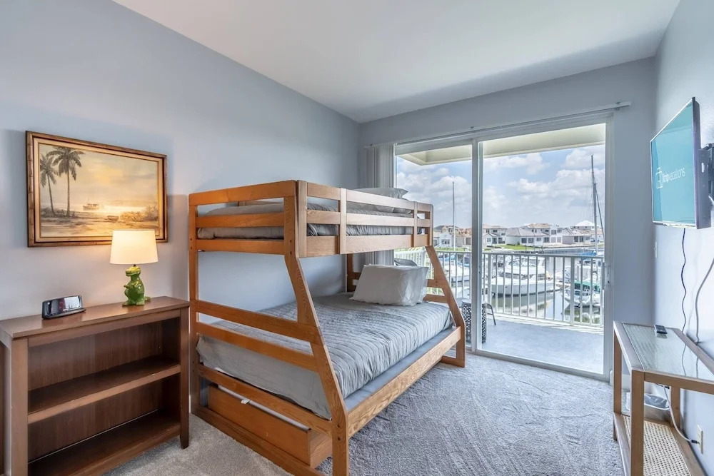 427 Little Harbor