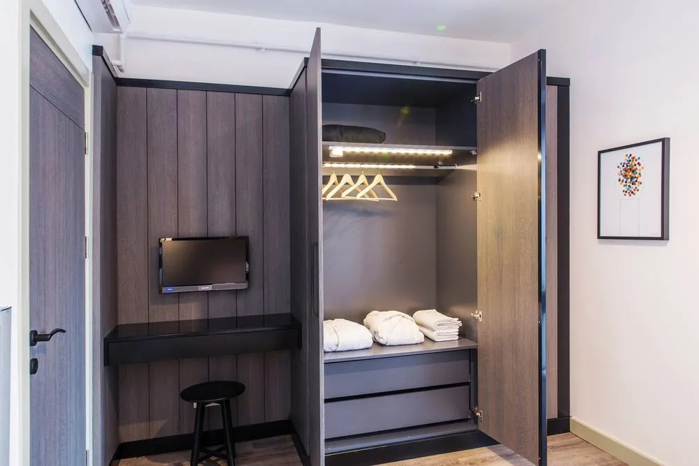 G Flats & Serviced Apartments - Adult Only