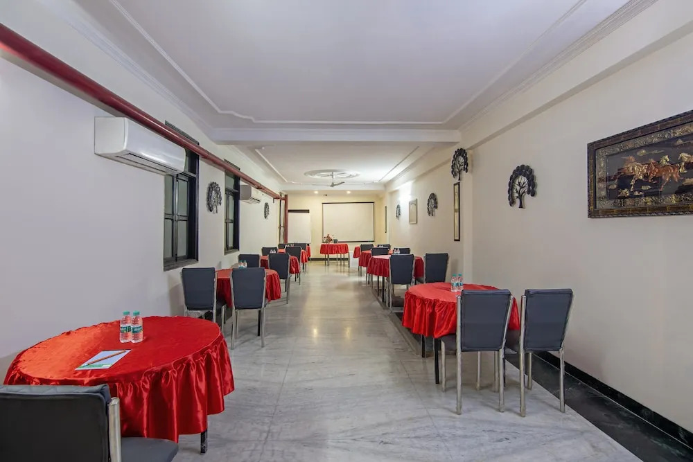 Hotel Mahajan International